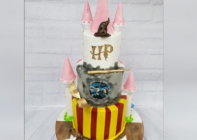Birthday Cake - Harry Potter - 3 tier - Hogwarts School
